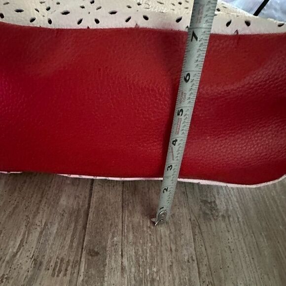 SAKS FIFTH AVE laser etched TOTEBAG - Picture 7 of 8